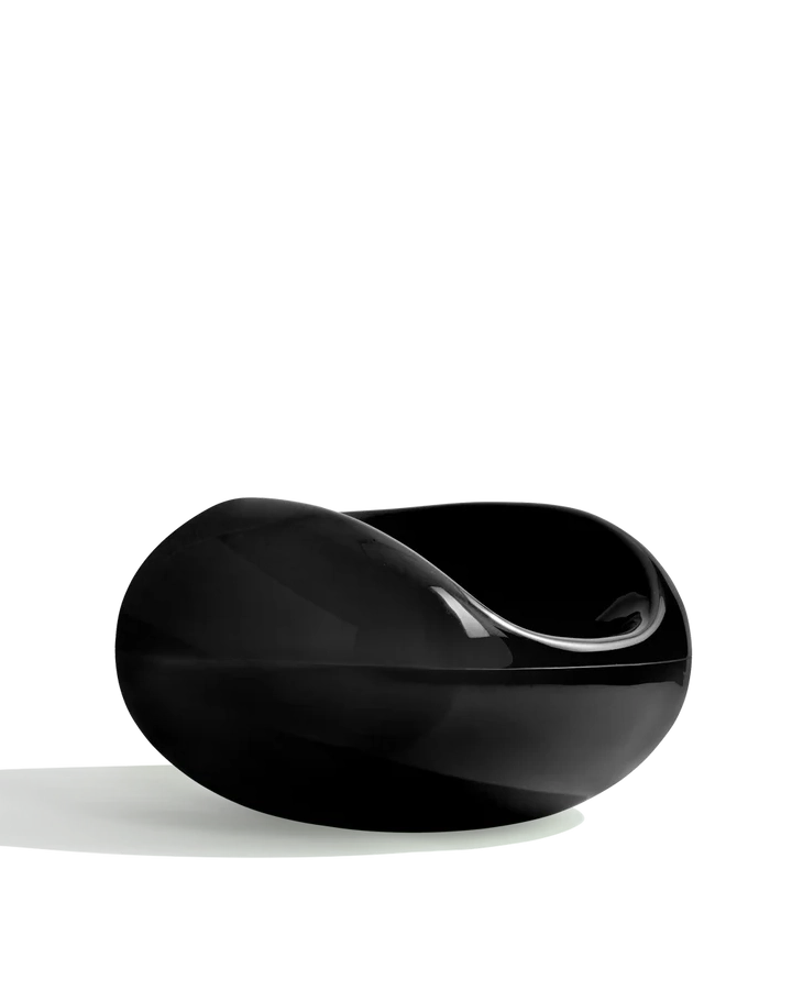エーロ・アールニオ パスティル　チェア　リプロダクト　スペースエイジ Pastil chair by designer Eero Aarnio | Eero Aarnio Originals